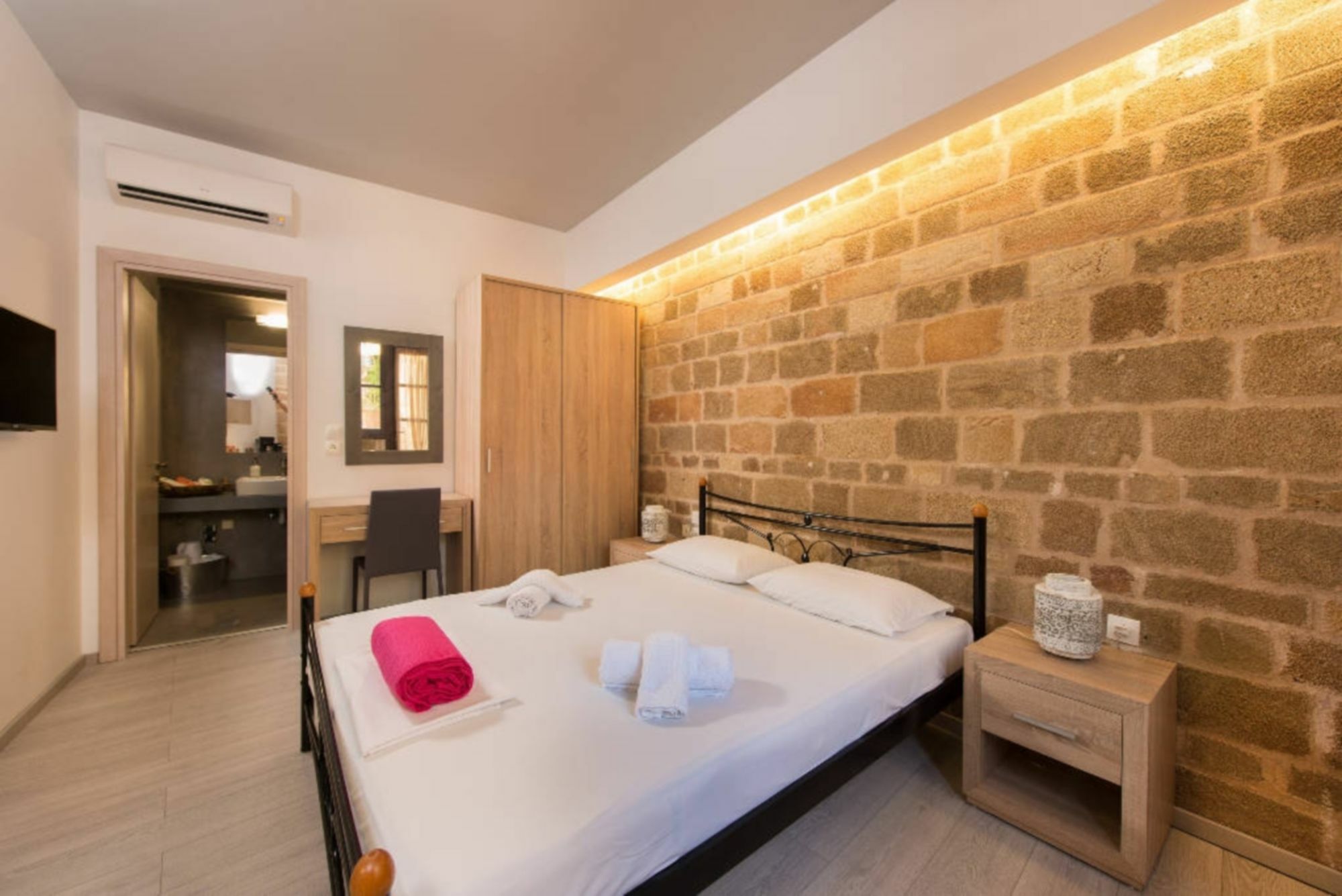 Mulberry Suites Rhodes City Bagian luar foto