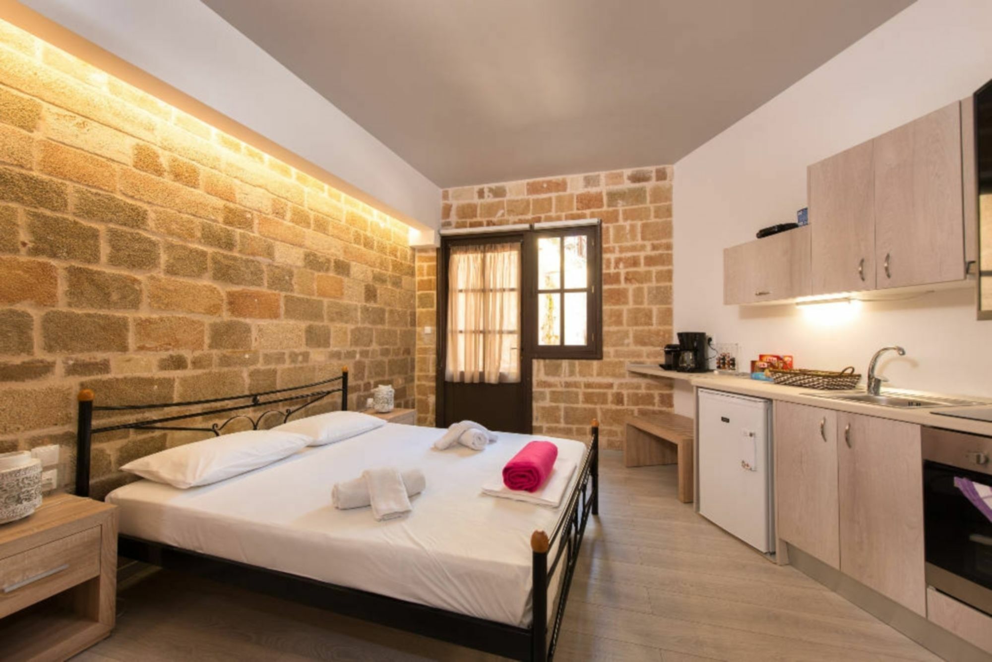 Mulberry Suites Rhodes City Bagian luar foto