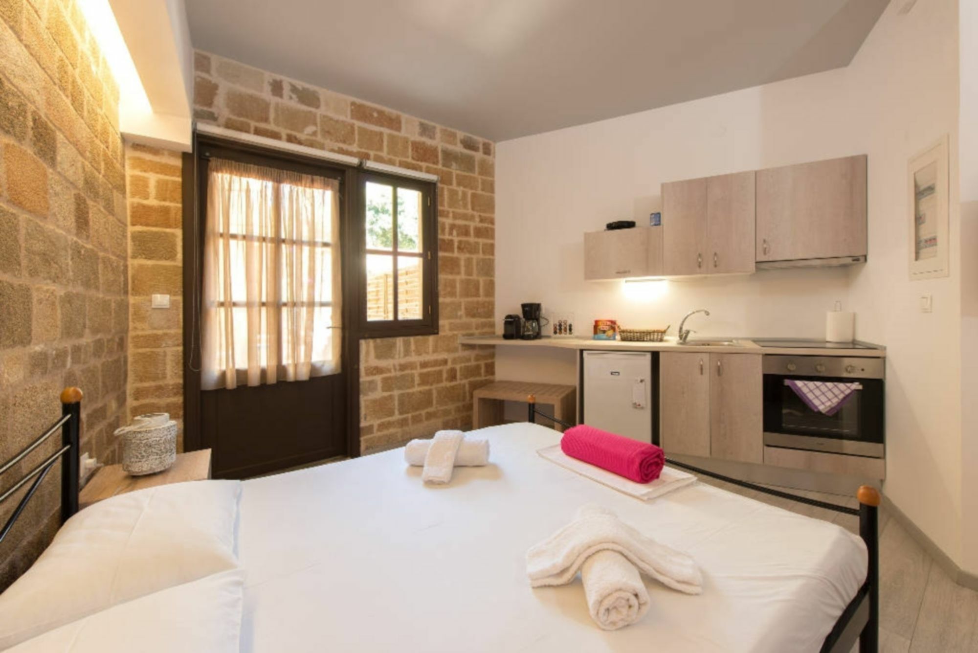 Mulberry Suites Rhodes City Bagian luar foto